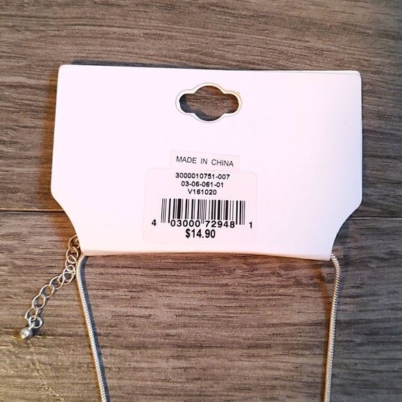 Ricki's New With Tag Long Silver Necklace With Circle Pendants - Picture 8 of 8